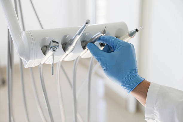 Professional Tooth Extraction technician working in Pontotoc County County, OK